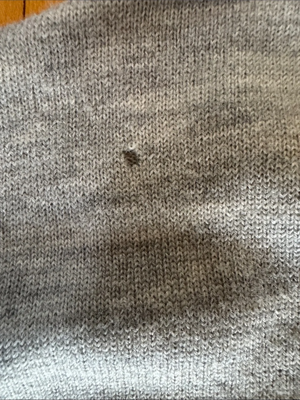 J.Crew vintage Light Gray lambswool v neck Sweater men’s L
